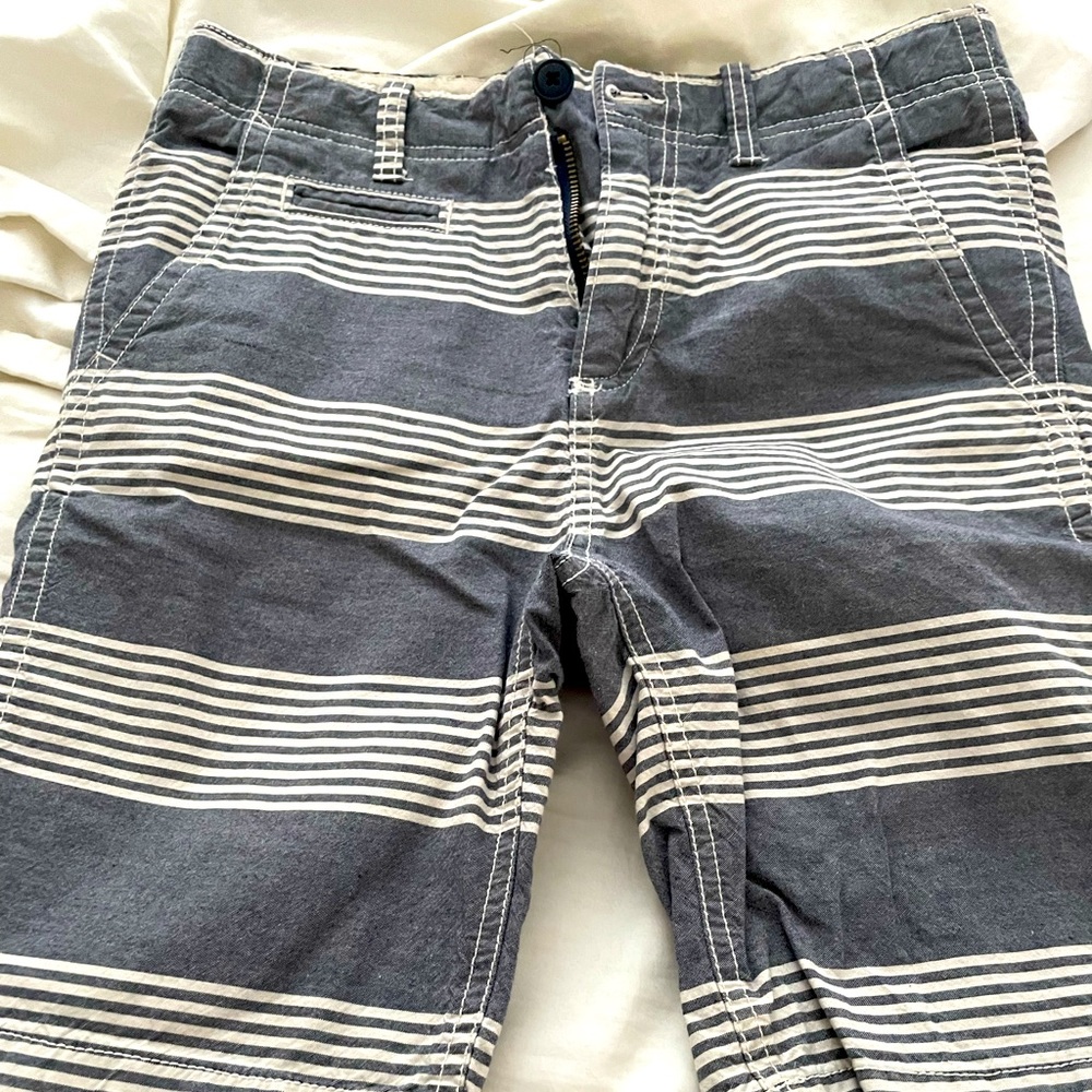 😱Gap- Kid striped short (14)